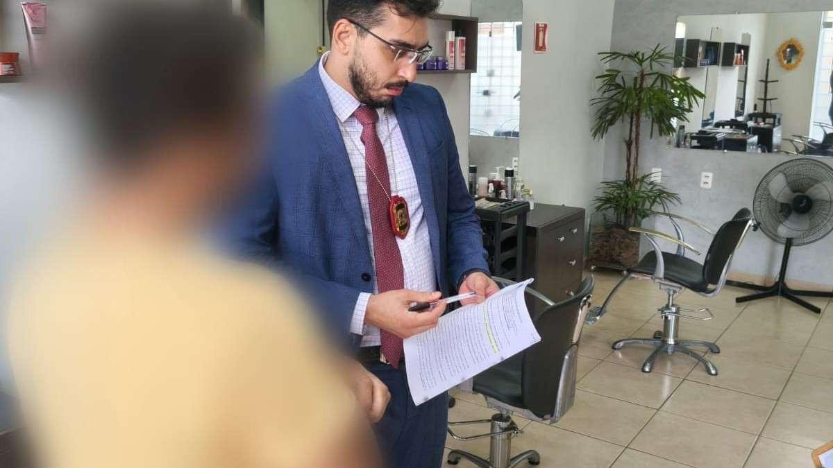 Suspeito foi levado para a delegacia