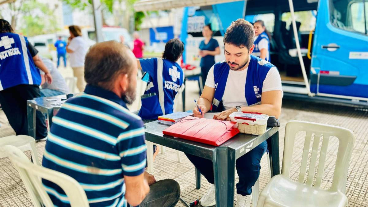 Projejto Supera&ccedil;&atilde;o come&ccedil;ou pela Pra&ccedil;a Jos&eacute; Bonif&aacute;cio
