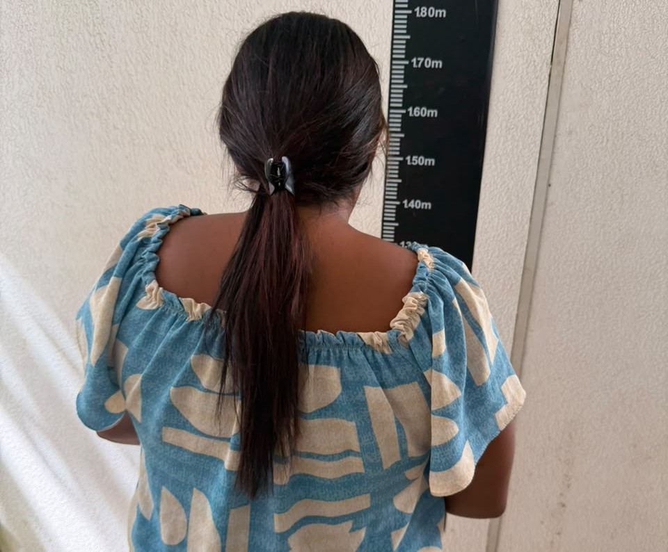 Pol&iacute;cia prende mulher que assumiu ponto de venda de drogas do marido