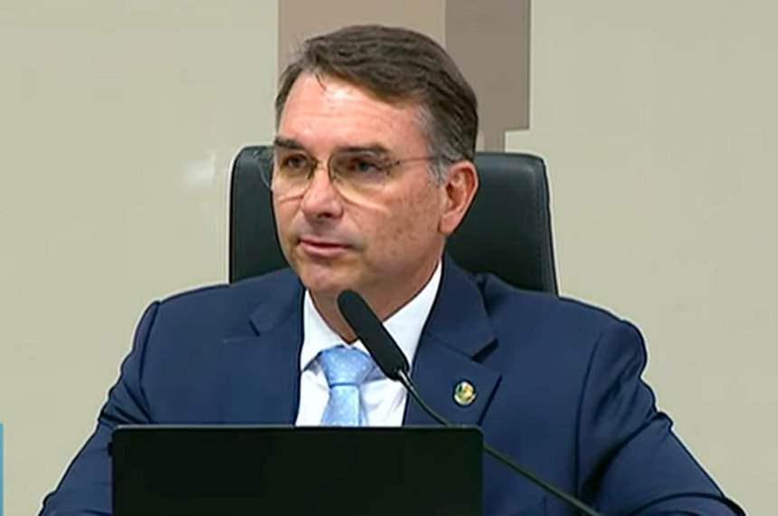 Fl&aacute;vio Bolsonaro recebeu mais de 143 mil votos em Piracicaba