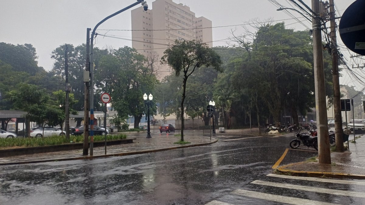 Chuva na regi&atilde;o central de Piracicaba; volume superior &agrave; m&eacute;dia hist&oacute;rica