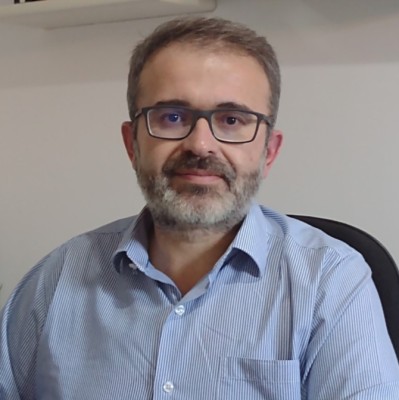 Ricardo Buso &eacute; economista